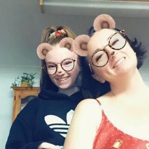 Meet your Posher, Kira